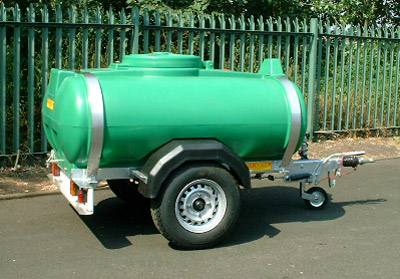 1125 LITRE (250 GALLON)  HIGHWAY  WATER  BOWSER
